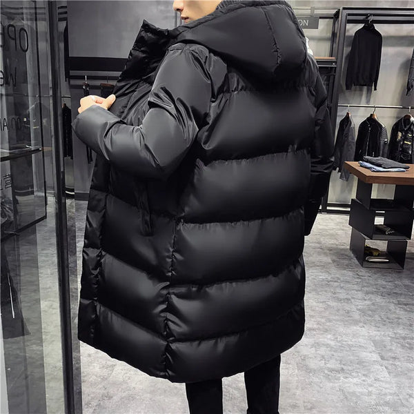 Langer Schwarzer Herren Winter Daunenjacke mit Kapuze Steppmantel