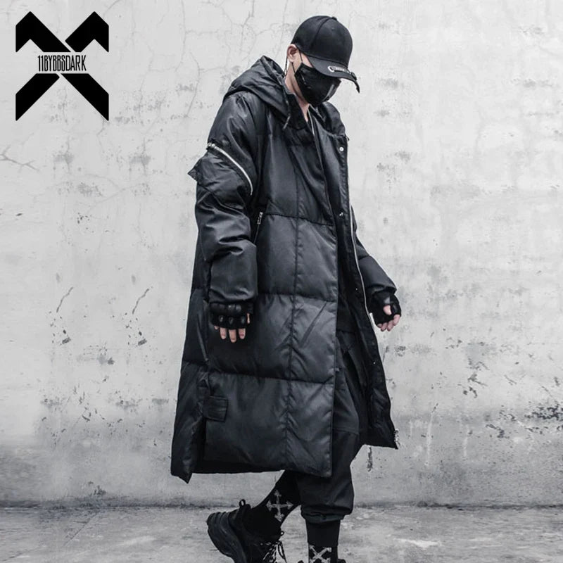 Langer Schwarzer Daunenparka mit Kapuze und Reißverschlussdetails