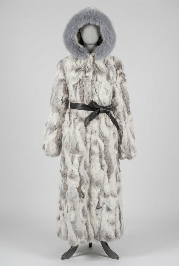 Dameswinterjas met capuchon, wit-grijs patroon in bontlook, kraag van imitatiebont, ceintuur