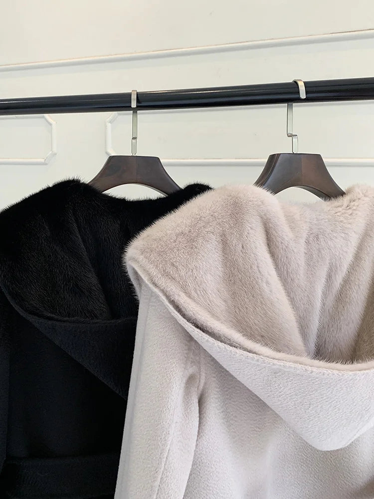 Damen Langer Mantel mit Kapuze und weichem Innenfutter