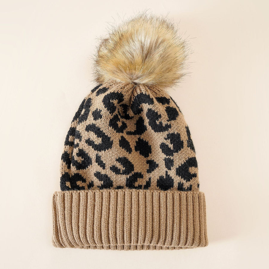 Unisex Strickmütze mit Leopardenmuster und Kunstfellbommel