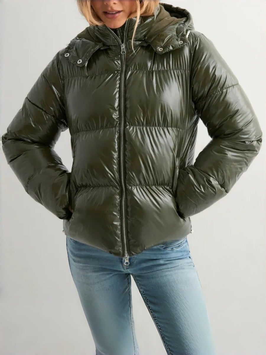 Glänzende Steppjacke mit Kapuze für Damen