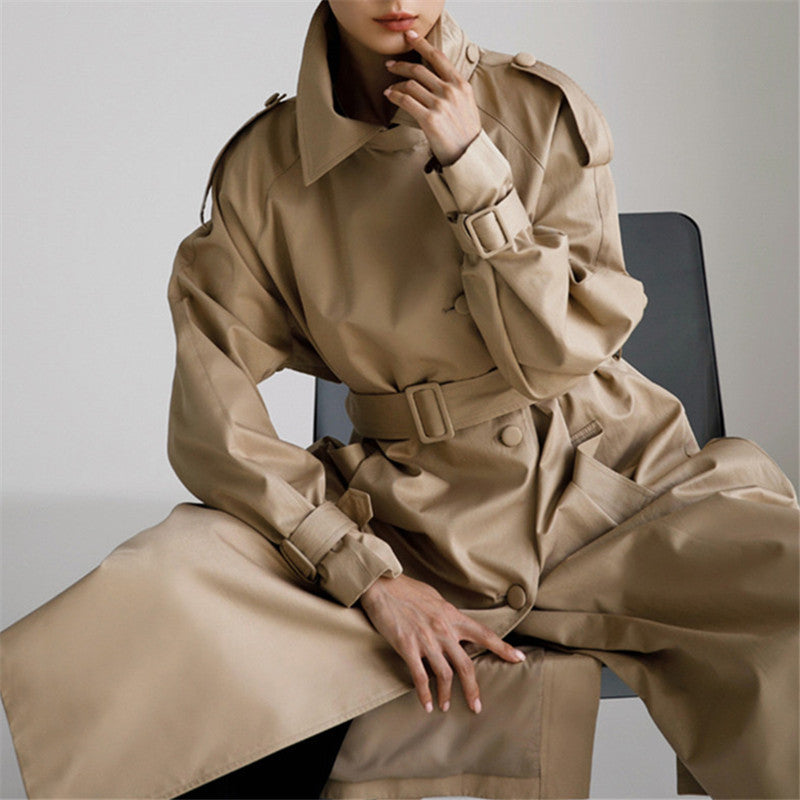 Eleganter Damen Trenchcoat mit Gürtel und weitem Schnitt