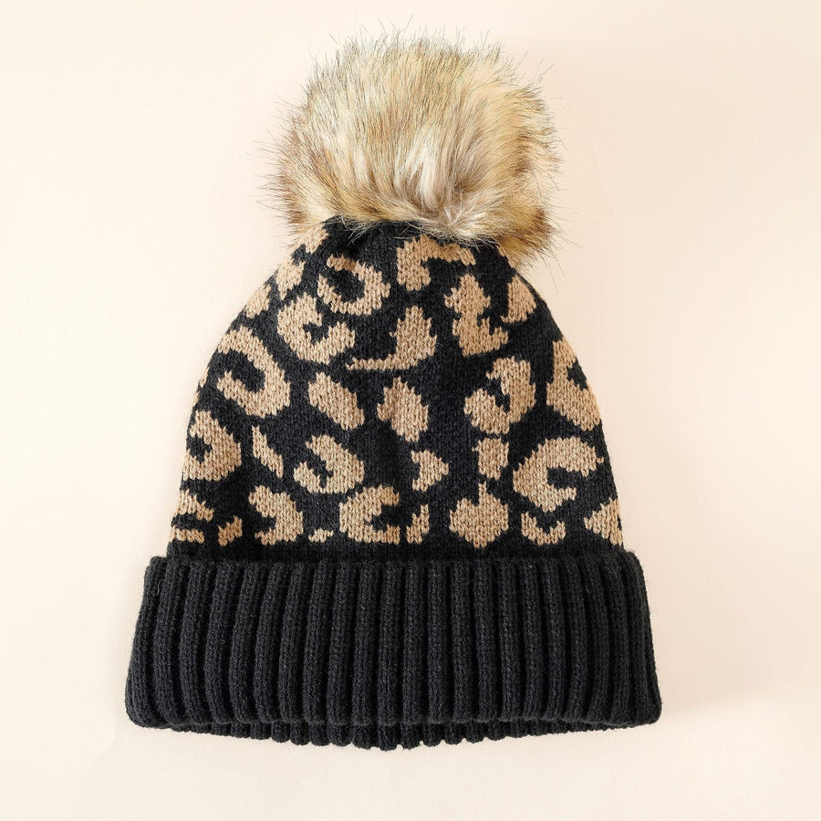 Unisex Strickmütze mit Leopardenmuster und Kunstfellbommel
