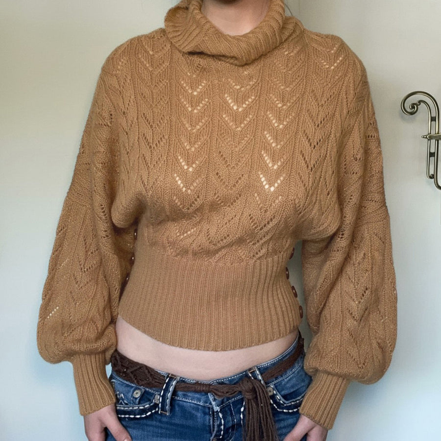 Kurzer Strickpullover Damen Rollkragen Khaki mit Lochmuster und Ballonärmeln