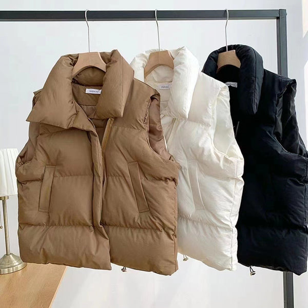 Korte gewatteerde damesbodywarmer, winterbodywarmer met opstaande kraag