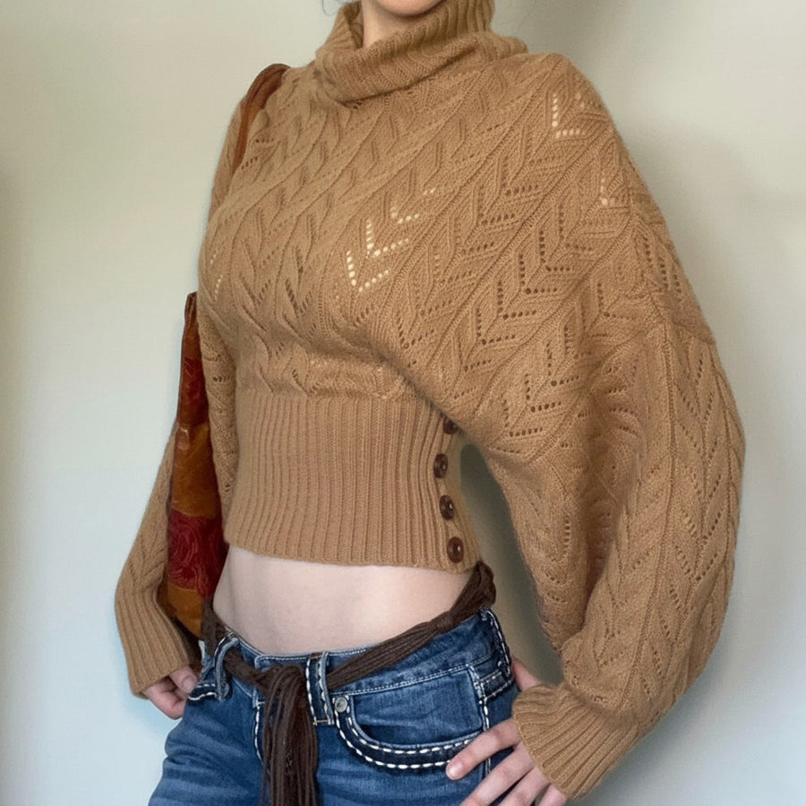 Kurzer Strickpullover Damen Rollkragen Khaki mit Lochmuster und Ballonärmeln