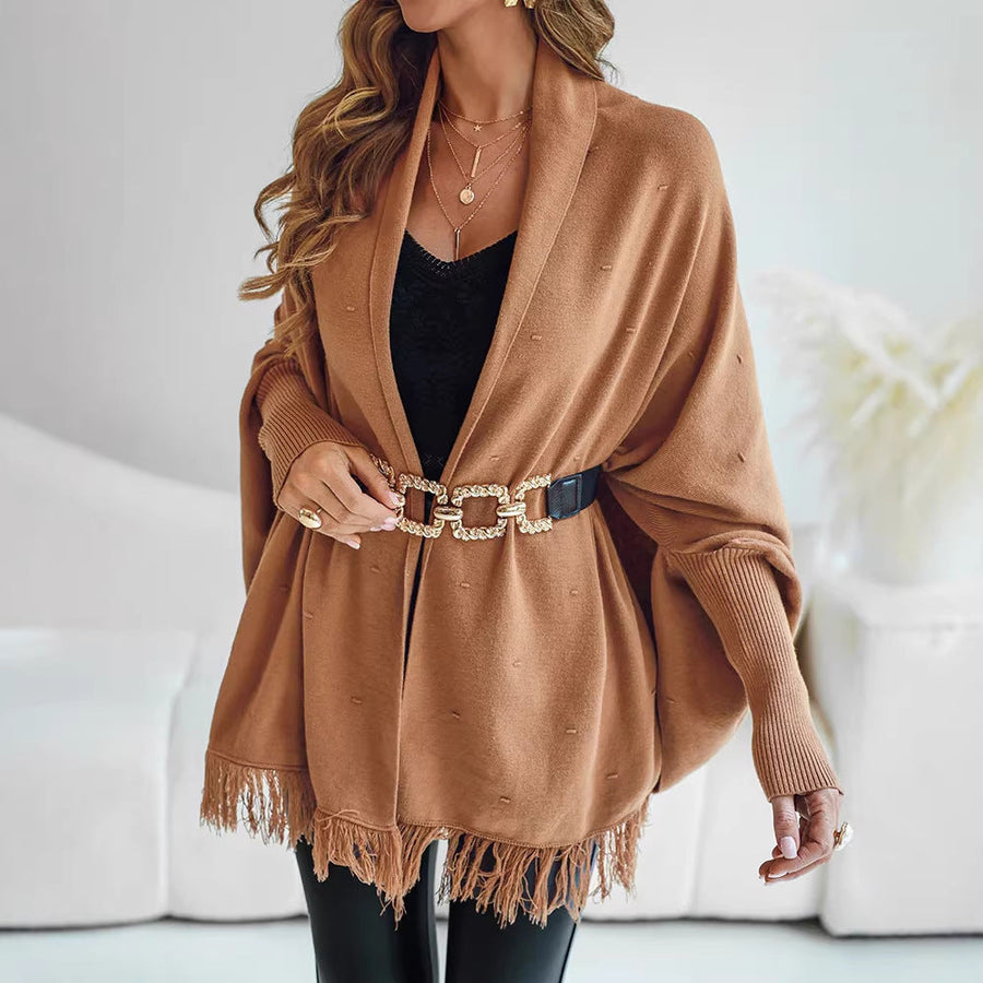 Damesponchovest met franjes en vleermuismouwen, camel