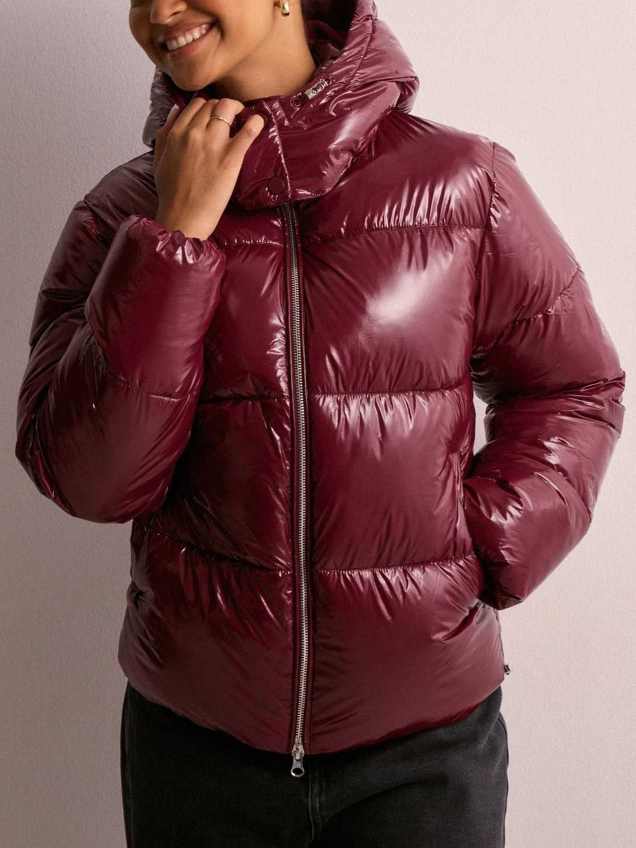 Glänzende Steppjacke mit Kapuze für Damen