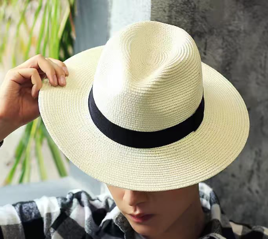 Unisex Sommer Strohhut mit breiter Krempe und schwarzem Band