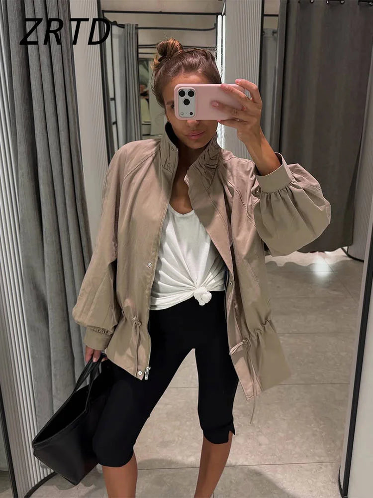 Damen Jacke Beige mit Tunnelzug Ballonärmel Stehkragen Kurz Übergangsjacke