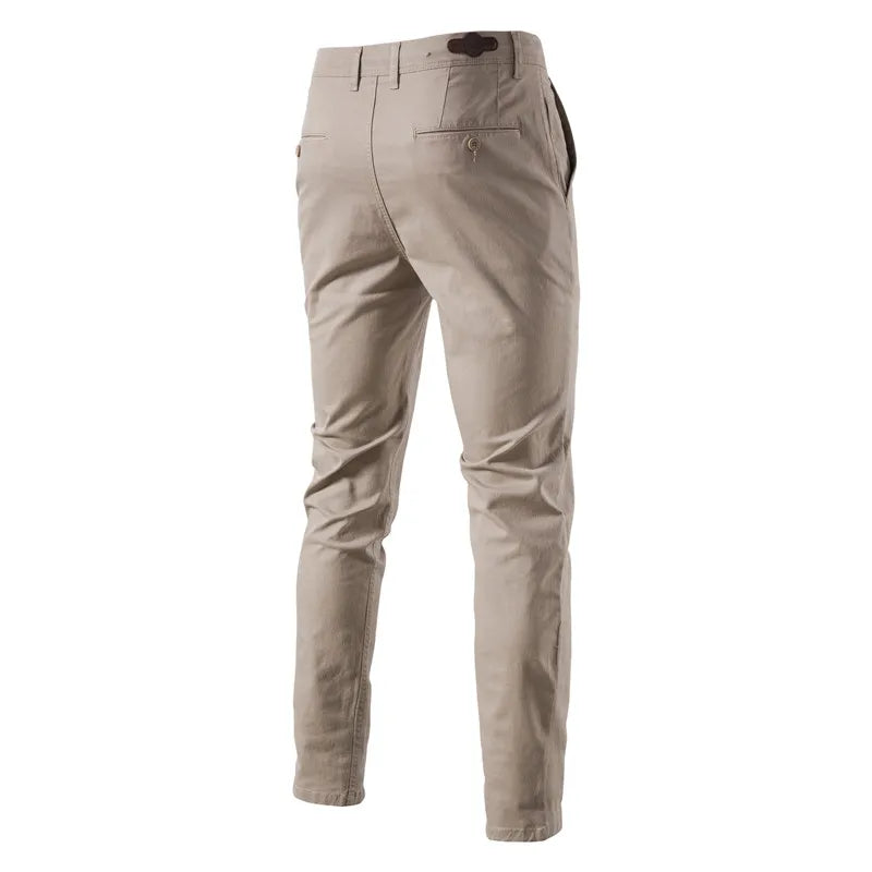 Chinobroek voor heren in kaki, slim fit casual broek met knoopsluiting
