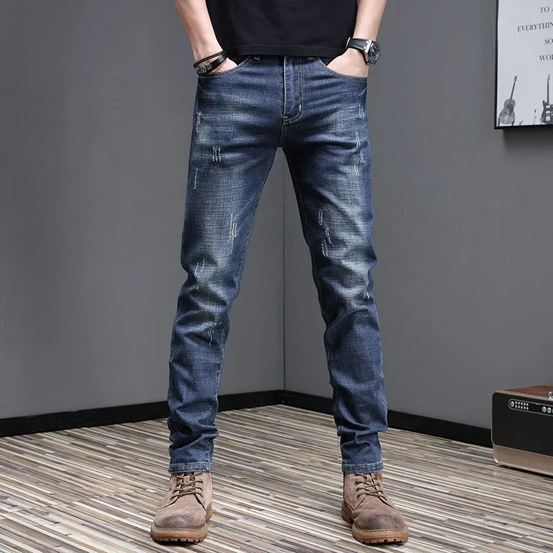 Herren Slim Fit Jeans Dunkelblau mit Destroyed-Effekten