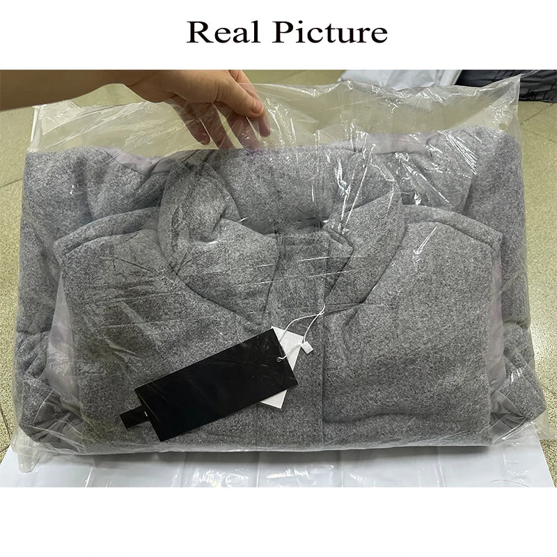 Unisex Steppweste Grau mit hohem Kragen und Taschen