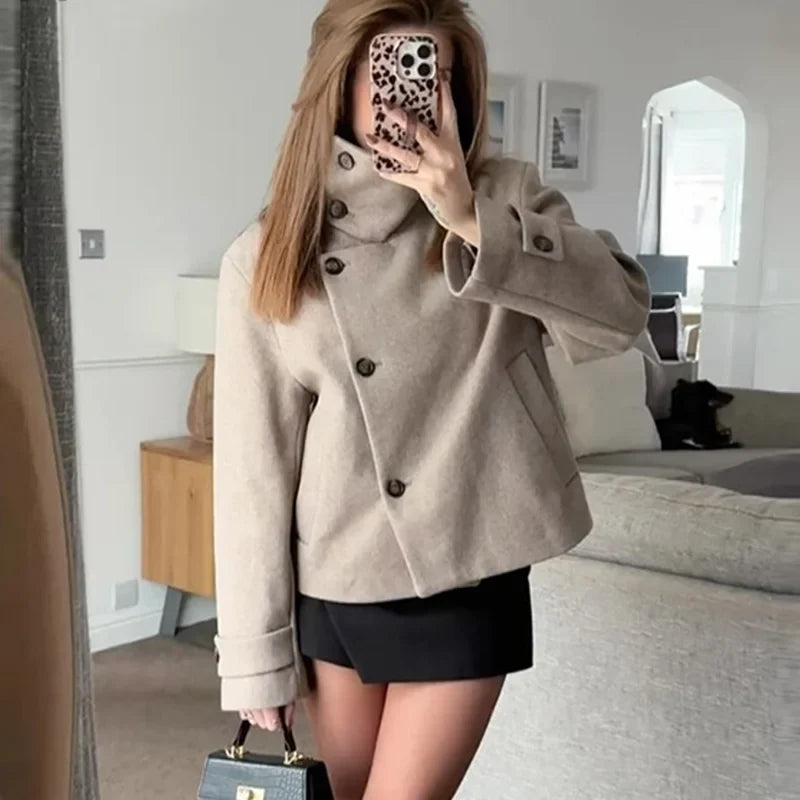 Damen Kurzjacke mit Stehkragen und seitlicher Knopfleiste