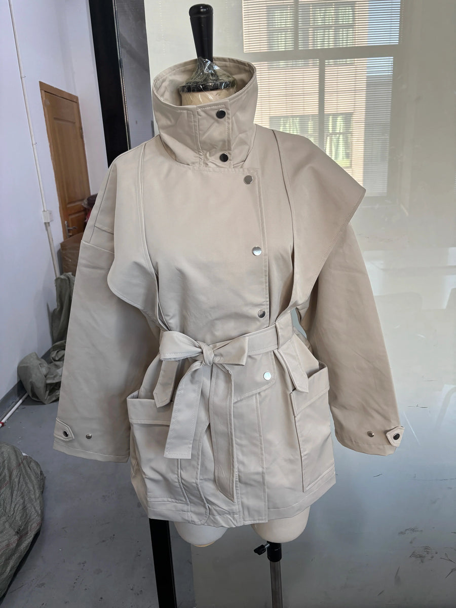 Damen Trenchcoat Oversize mit Bindegürtel Beige
