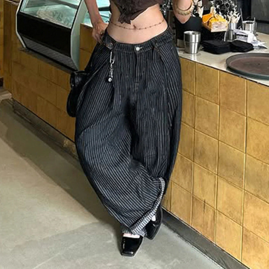 Damen Baggy Hose mit weitem Bein und Nadelstreifen Schwarz