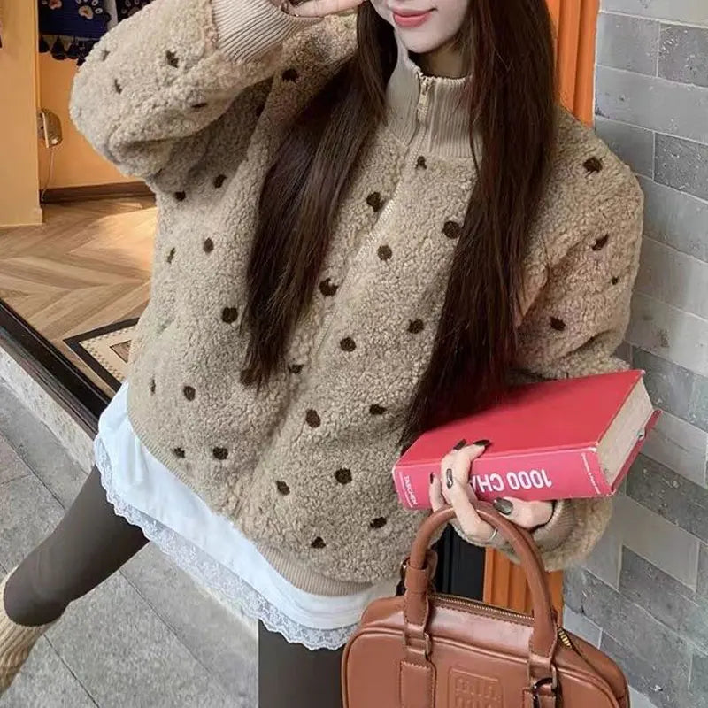 Damen Teddyfleece Jacke Beige mit Tupfenmuster Stehkragen Reißverschluss