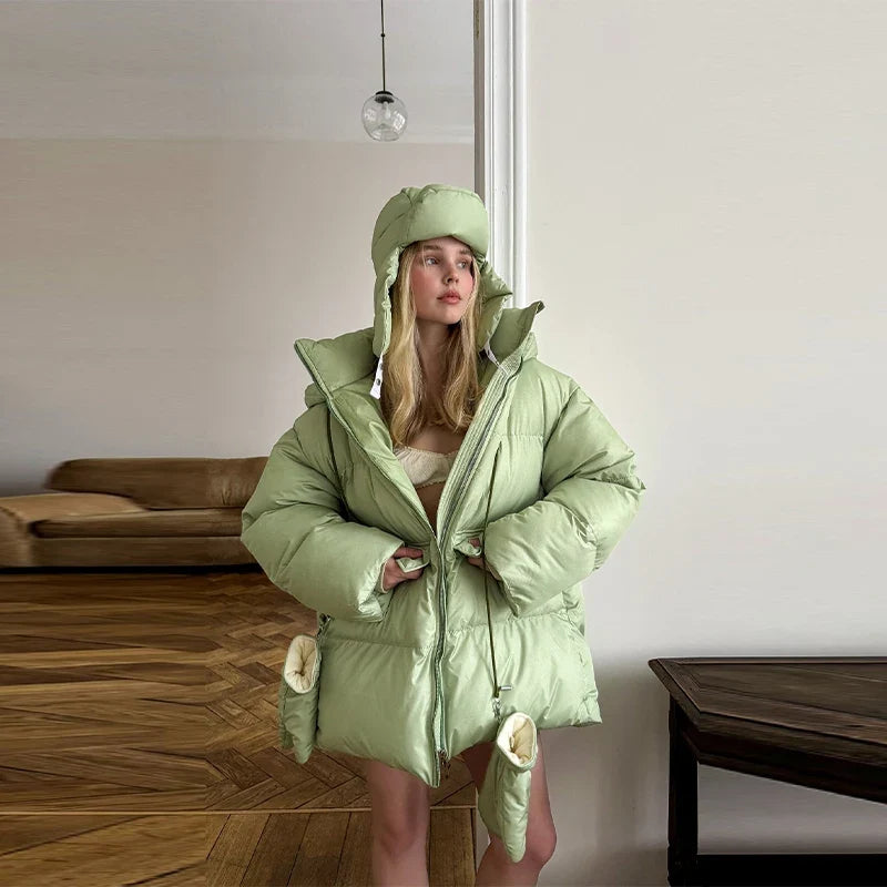 Damen Steppjacke mit Kapuze und passender Mütze, gefüttert