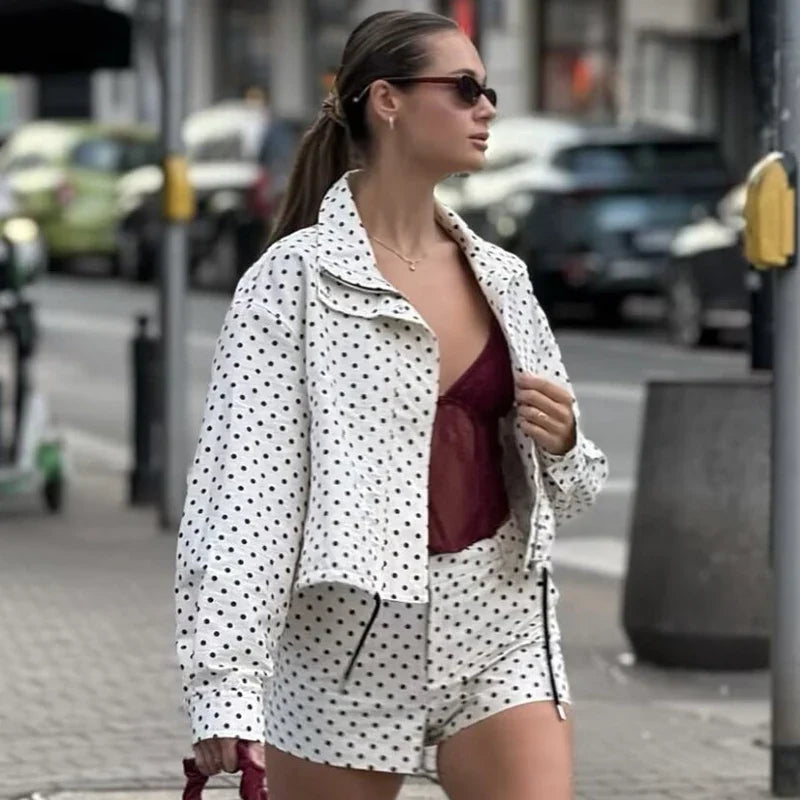 Kurze Damen Windjacke gepunktet Stehkragen Reißverschluss