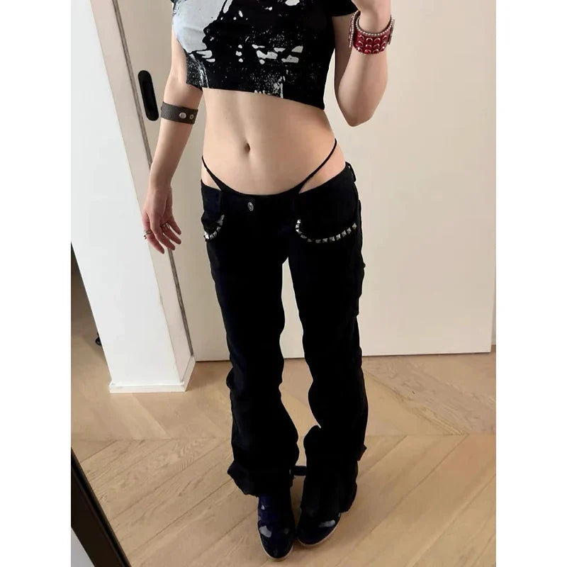 Schwarze Damen Bootcut-Hose mit Nietenverzierung