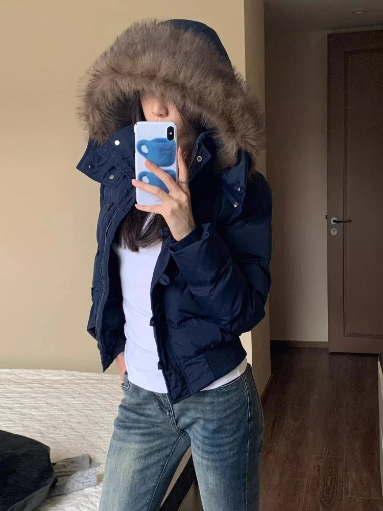 Kurze Damen Winterjacke mit Kunstpelz Kapuze Marineblau
