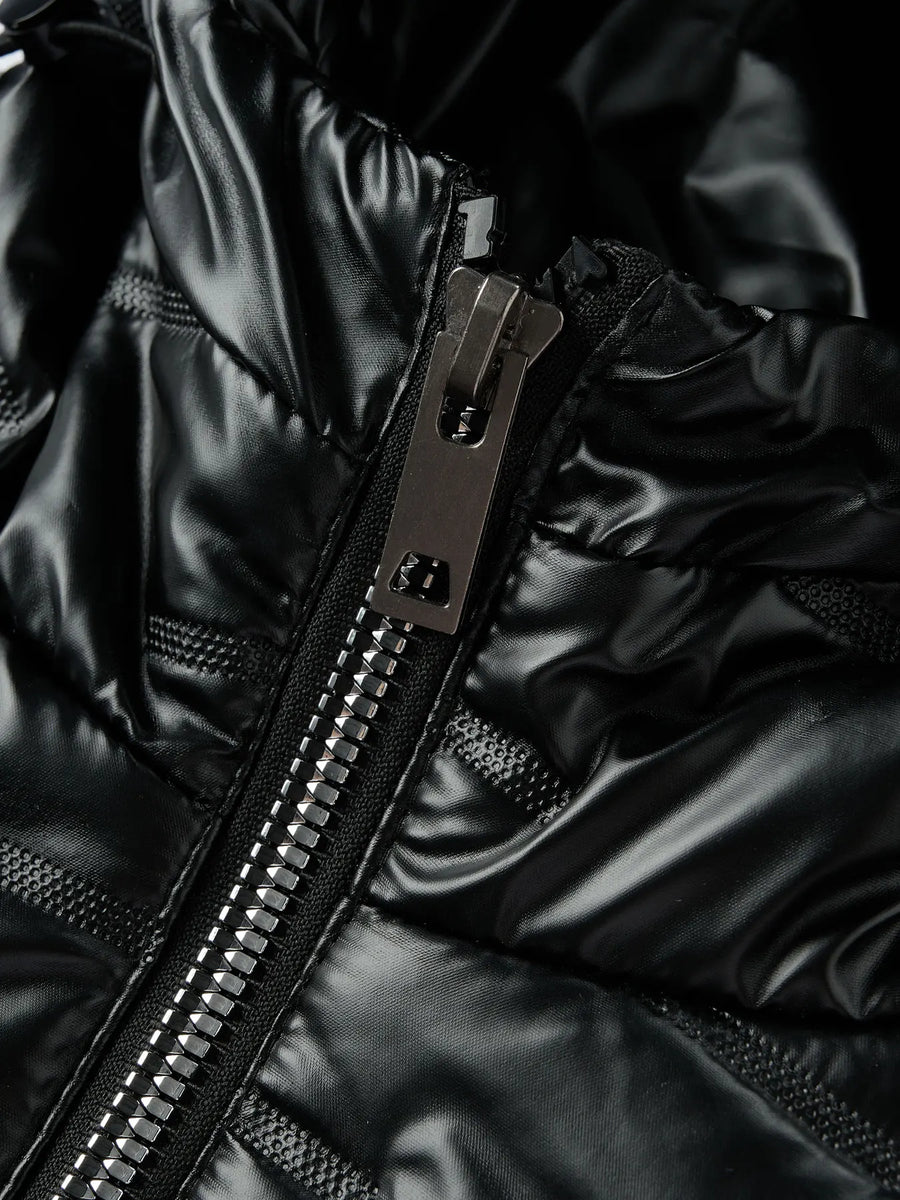 Glänzende Schwarze Steppjacke mit Kapuze