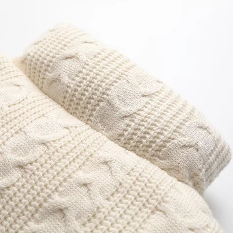 Gepolsterte Strickweste für Damen mit Zopfmuster und Stehkragen, Reißverschluss