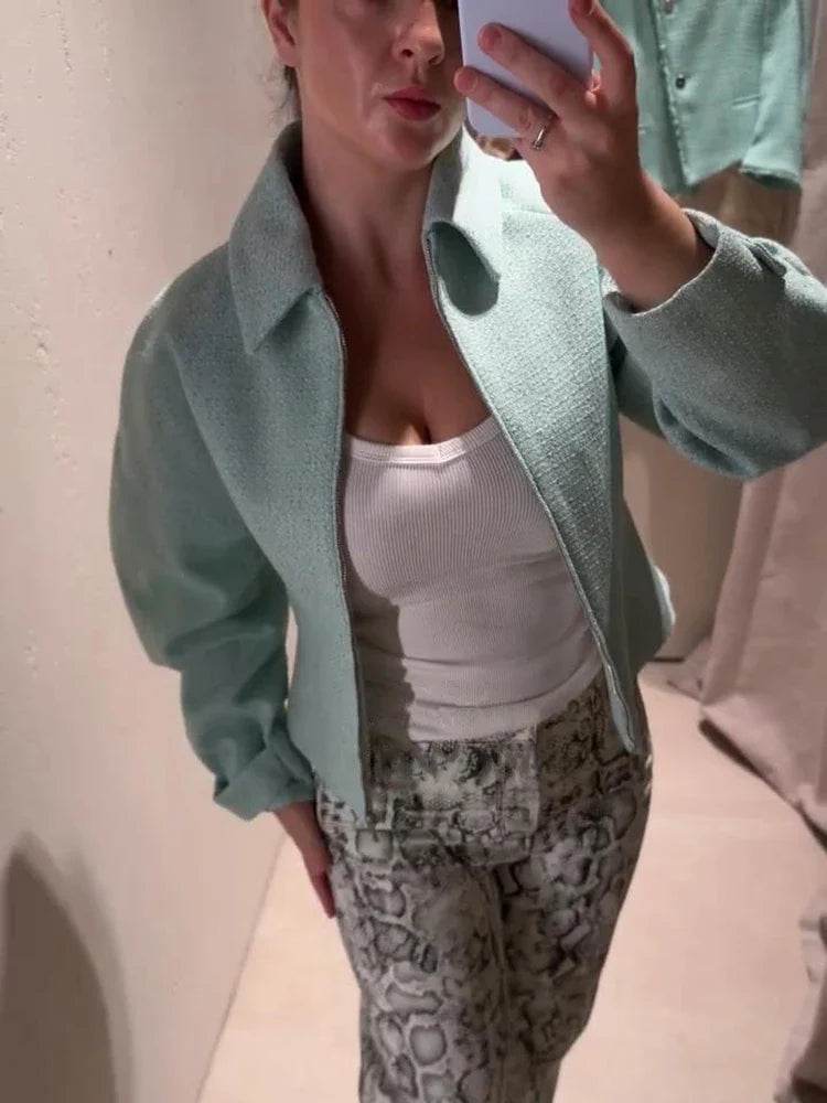 Damen Kurzjacke mit Reißverschluss und Kragen in Mintgrün