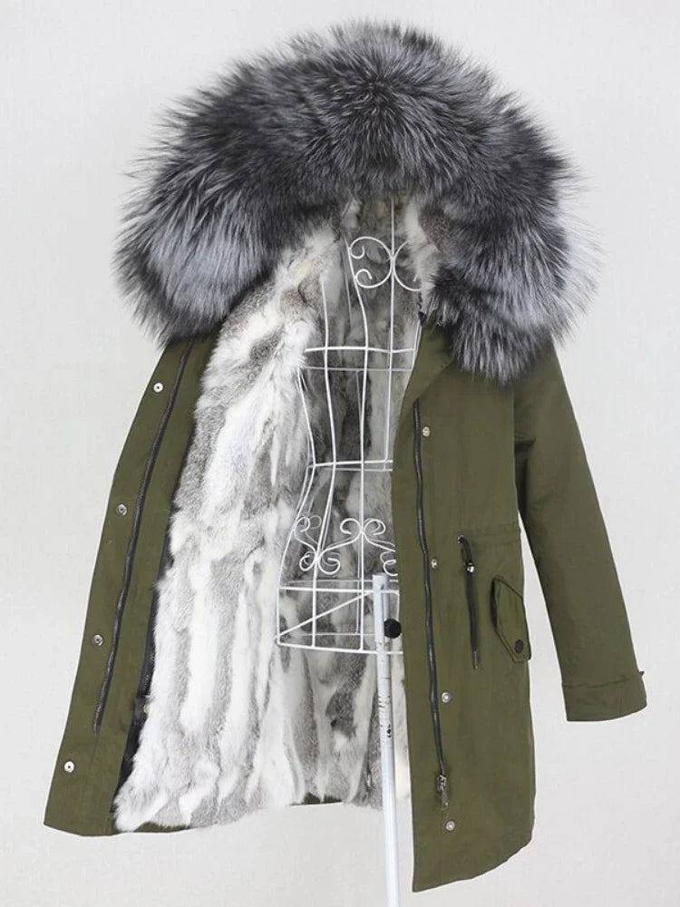 Winterparka mit Kunstfellfutter und großer Kapuze