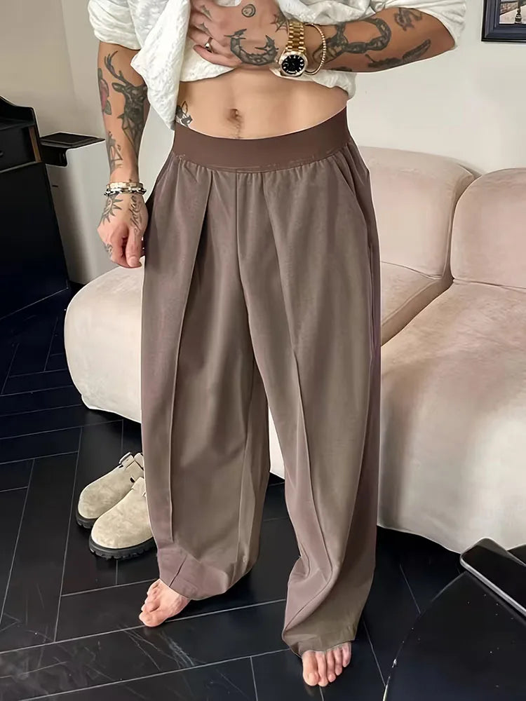 Unisex Weite Freizeithose mit Bundfalten und Gummibund Braun