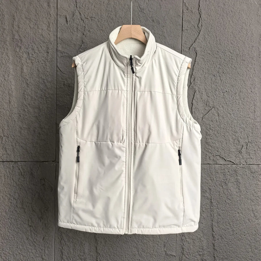 Herenoutdoorbodywarmer met opstaande kraag, ritssluiting en zonder mouwen