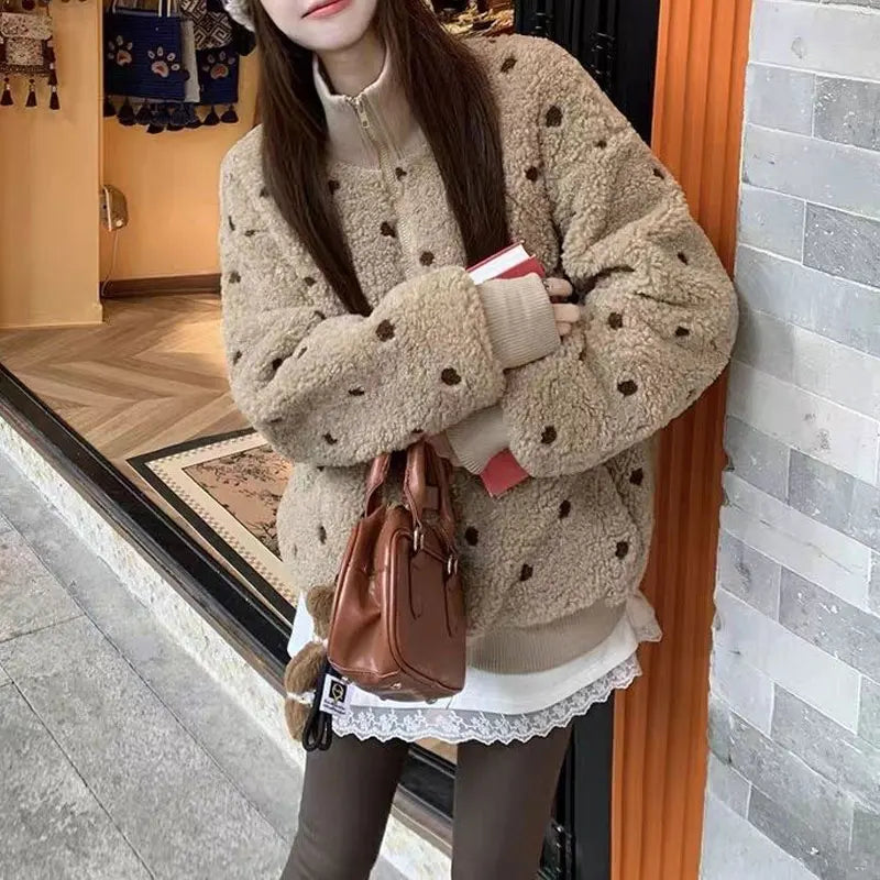 Damen Teddyfleece Jacke Beige mit Tupfenmuster Stehkragen Reißverschluss