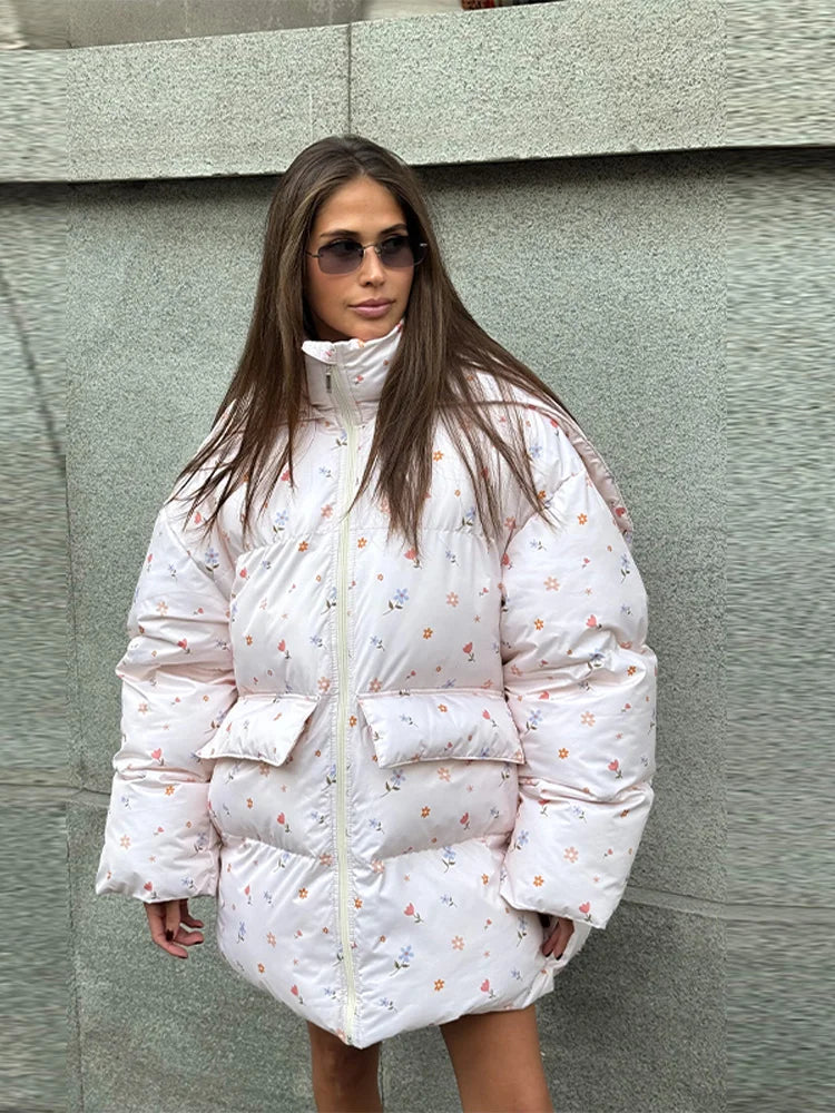 Damen Steppjacke mit Kapuze und passender Mütze, gefüttert