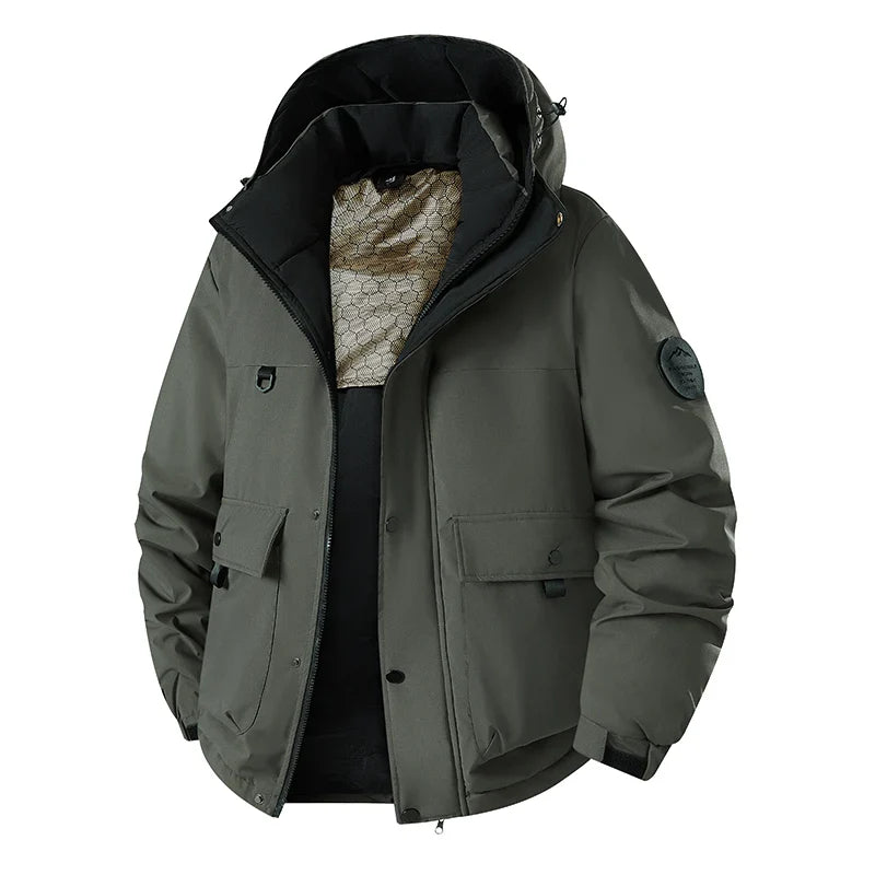 Herren Winterjacke mit Kapuze, mehreren Taschen und robustem Design