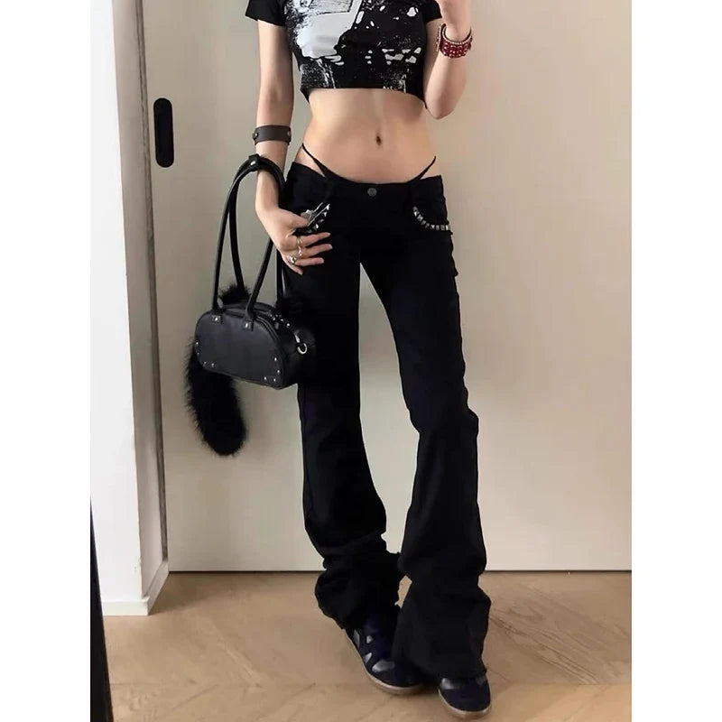 Schwarze Damen Bootcut-Hose mit Nietenverzierung