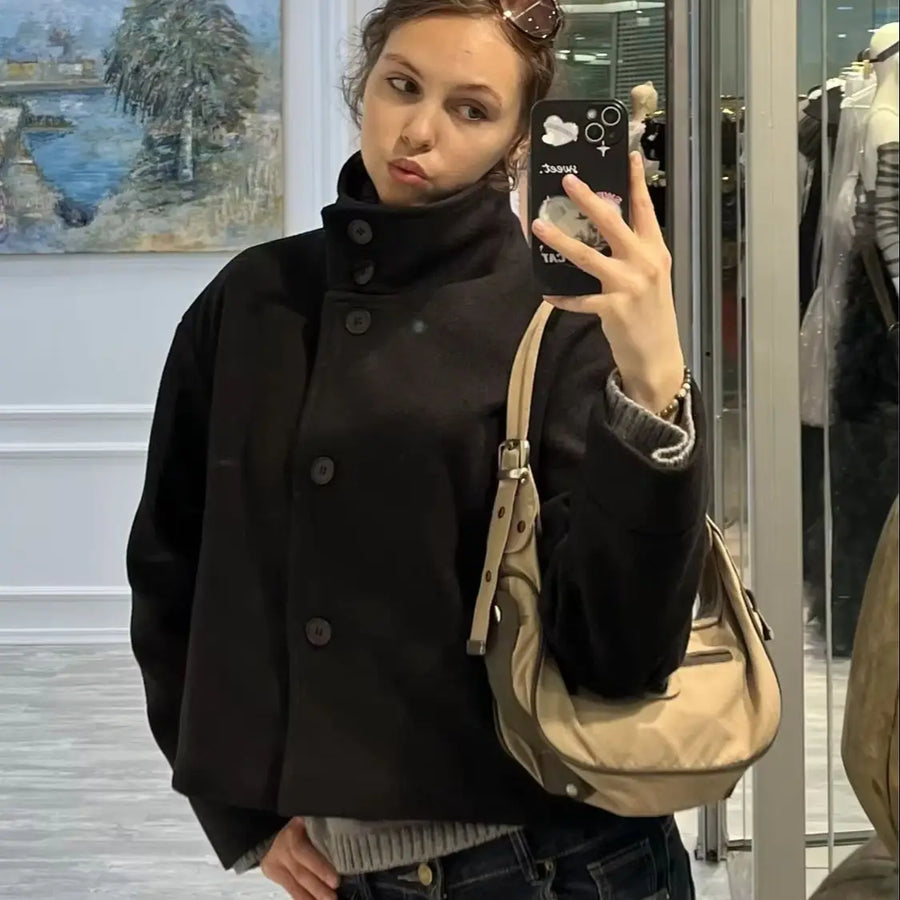 Damen Kurzjacke mit Stehkragen und seitlicher Knopfleiste