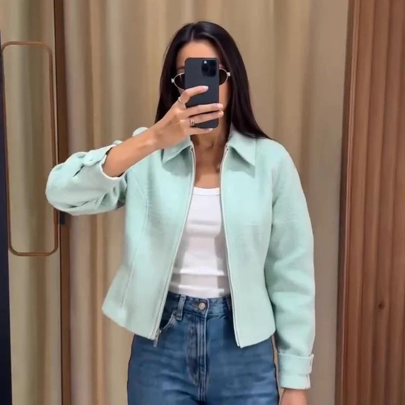 Damen Kurzjacke mit Reißverschluss und Kragen in Mintgrün