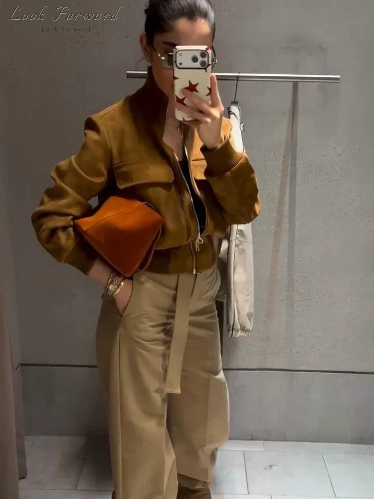 Damen Bomberjacke im Wildleder-Look mit Stehkragen und Reißverschluss