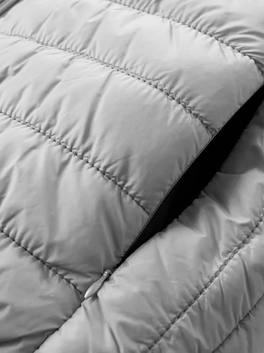 Gepolsterte Leichte Steppjacke mit Kapuze und Reißverschluss, gefüttert