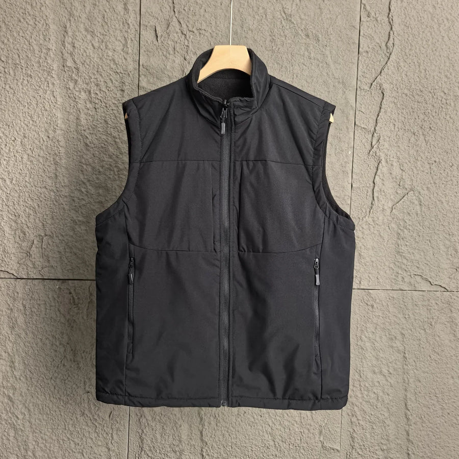 Herenoutdoorbodywarmer met opstaande kraag, ritssluiting en zonder mouwen