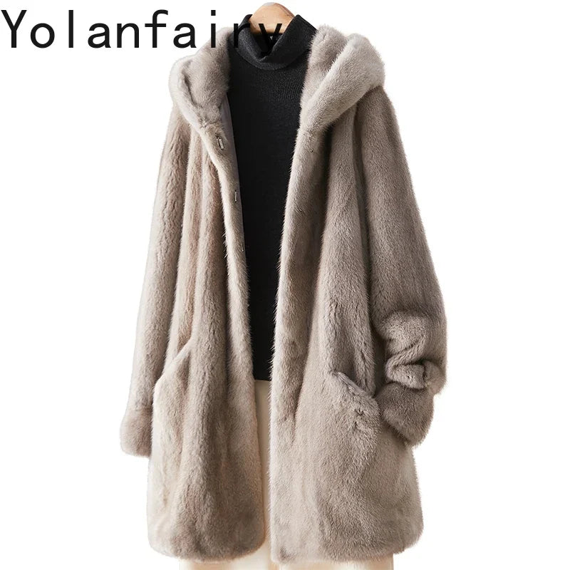 Damen Kapuzenmantel in Beige aus weichem Material mit Taschen, langer Schnitt