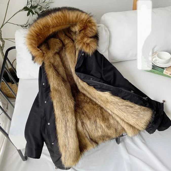 Herren Winterjacke mit Fellkapuze und warmem Futter