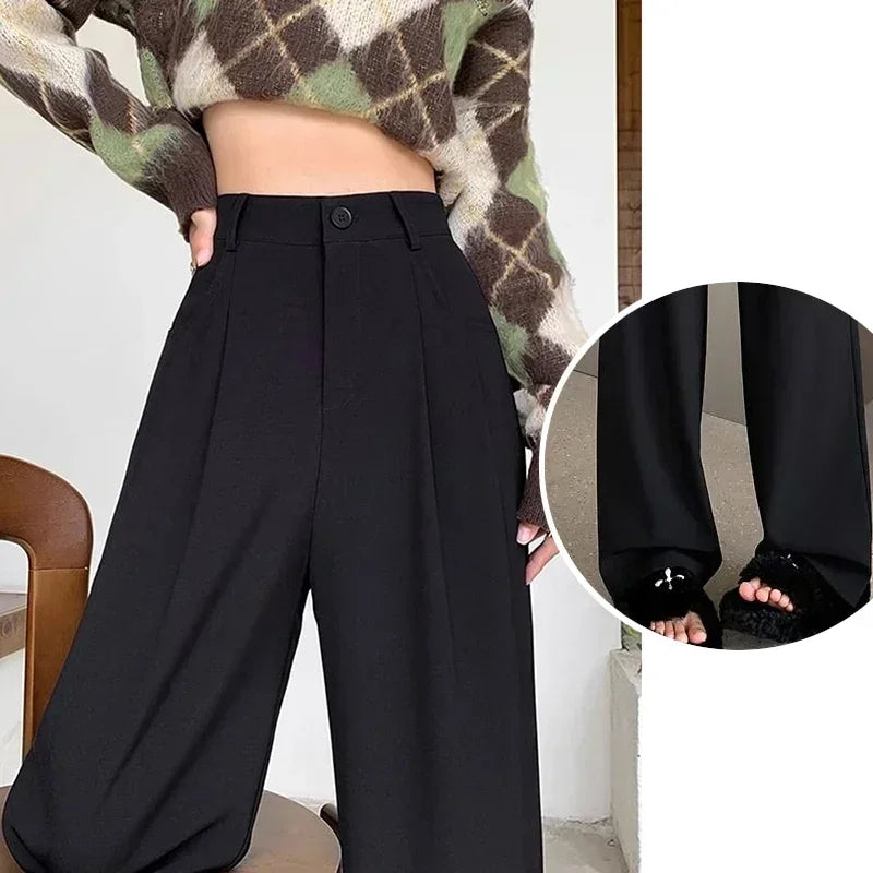 Elegante damesbroek met wijde pijpen, hoge taille en plooien