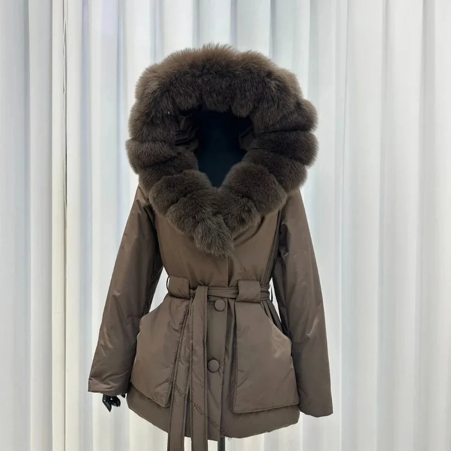 Damen Winterjacke kurz mit großer Pelzbesatz Kapuze und Gürtel