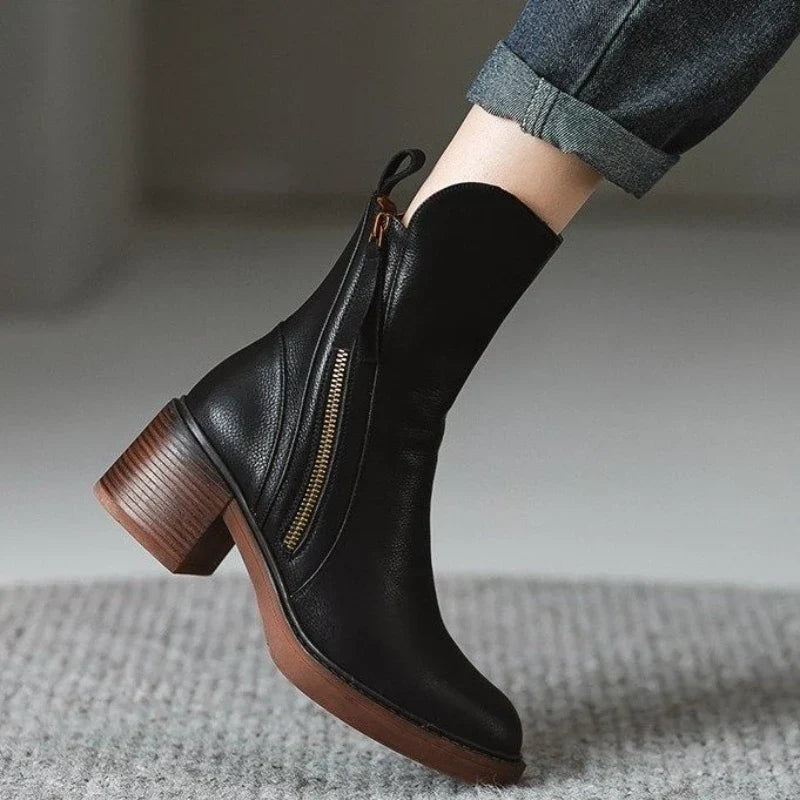 Damen Stiefeletten mit Reißverschluss und Blockabsatz aus weichem Material