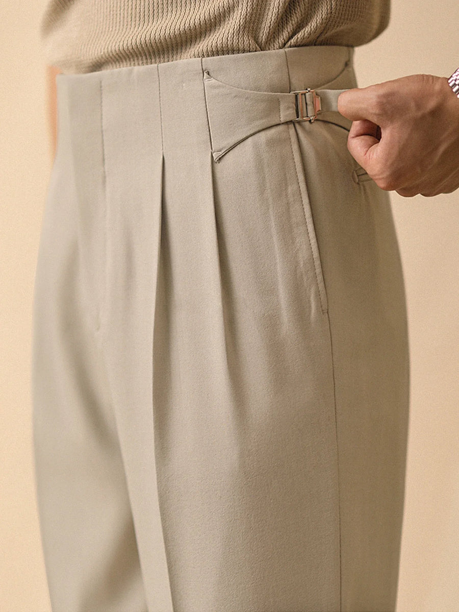 Pantalon met plooien en verstelbare gesp, elegante herenbroek