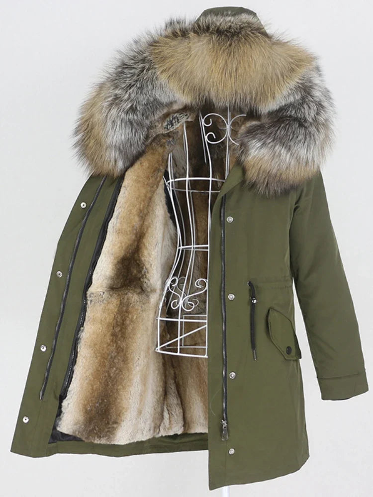 Winterparka mit Kunstfellfutter und großer Kapuze