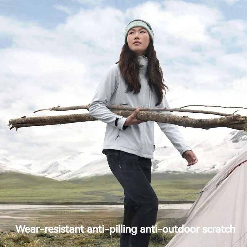 Wanderjacke mit Kapuze für Outdoor-Aktivitäten
