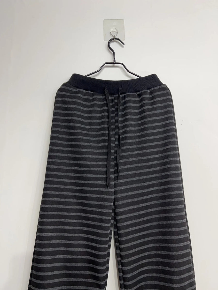 Zwart-grijs gestreepte loungewearbroek voor dames met wijde pijpen en gebreide tailleband